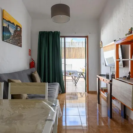 Private Chill-out Terrace - Pool Apartment San Bartolome de Tirajana (Gran Canaria)