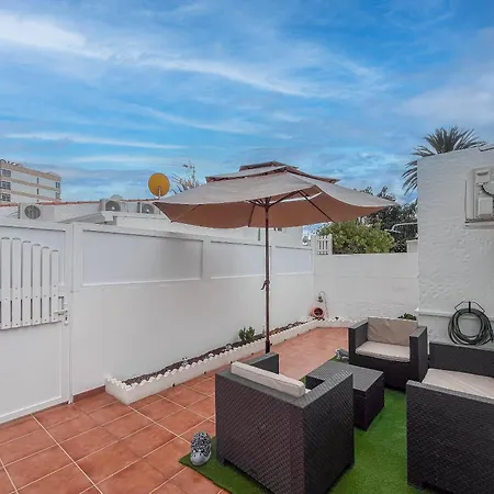 Private Chill-out Terrace - Pool Apartment *