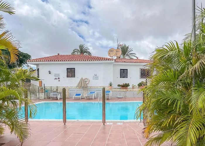 Private Chill-out Terrace - Pool Апартаменты *