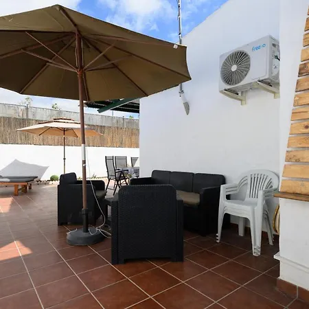 Private Chill-out Terrace - Pool Nyaraló San Bartolomé
